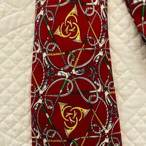 Hermes designer silk tie.
